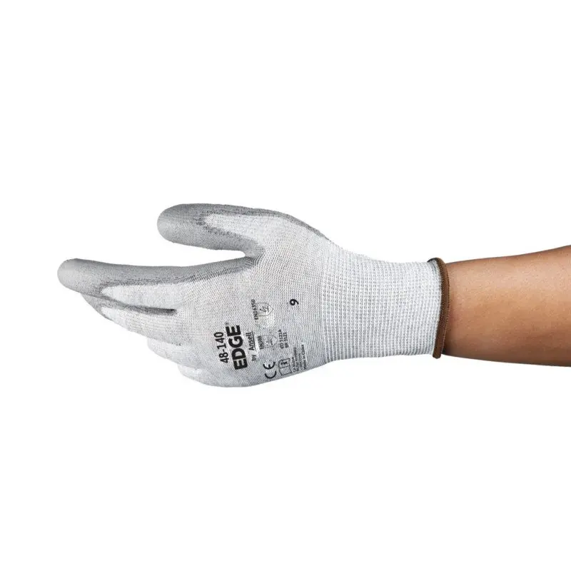 edge-48-140-ucard-image-na_lac.webp